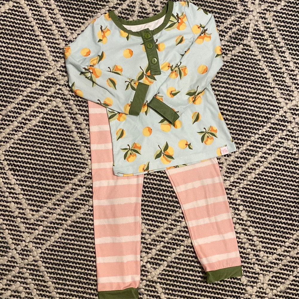 Sweethoney girl’s pajama set, size 5/6